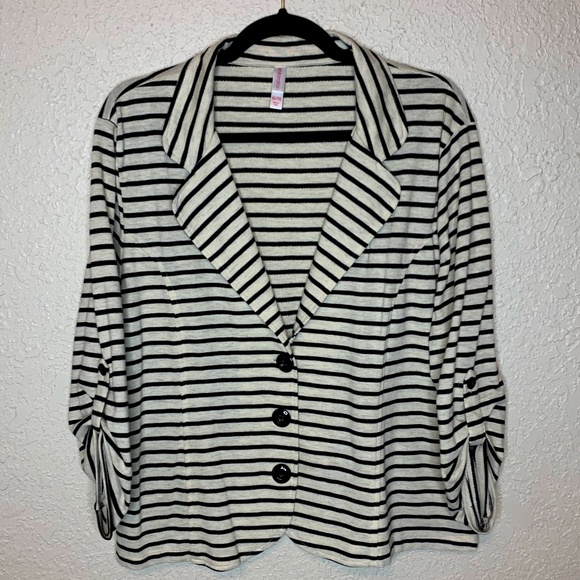 Xhilaration Cream Black Stripe Unlined Cropped Jacket Blazer Women's Si… - Picture 1 of 8